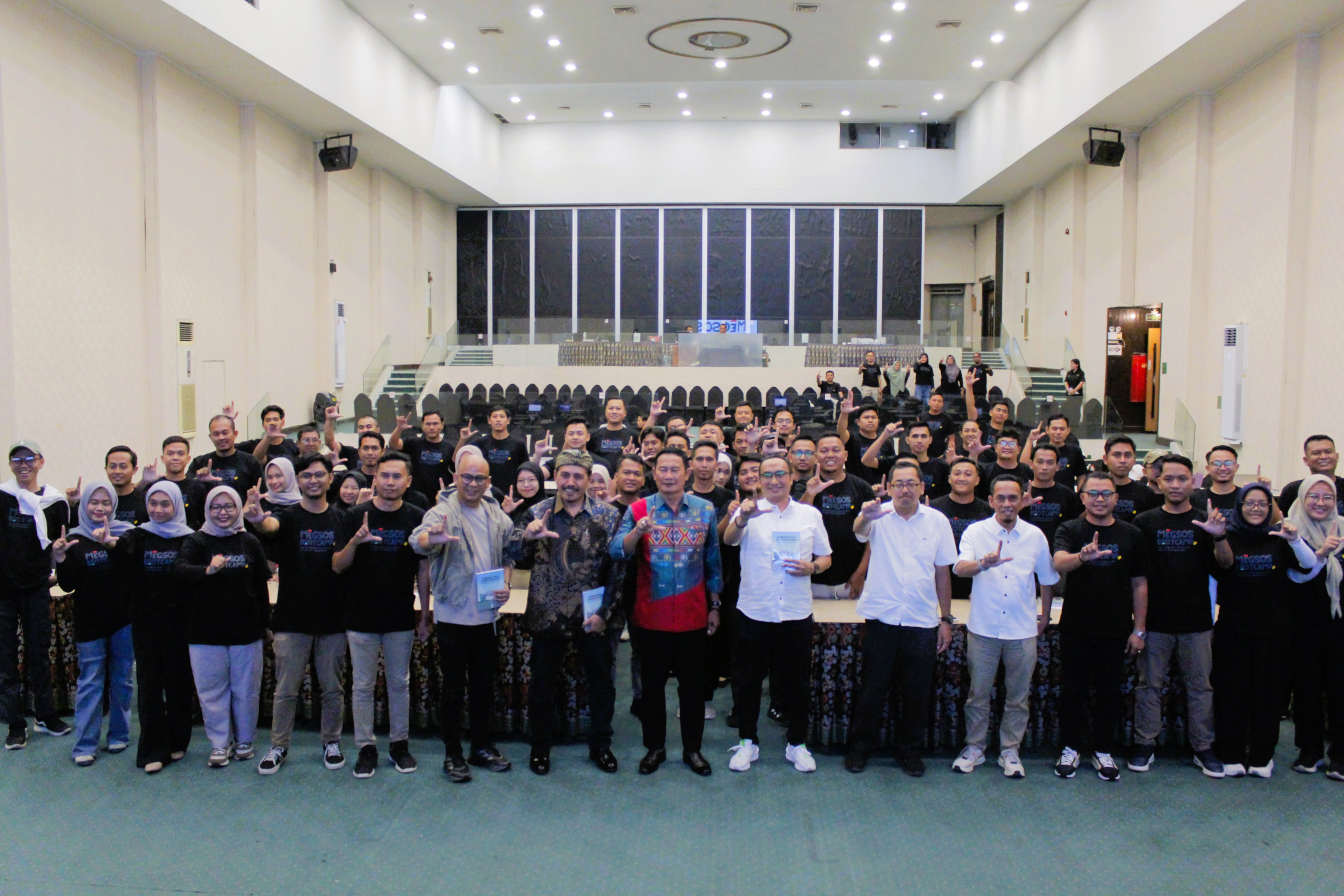 strengthening-digital-content-and-communication-skills-day-two-of-megsos-bimtek-asn-lamongan-with-kusuma-academy