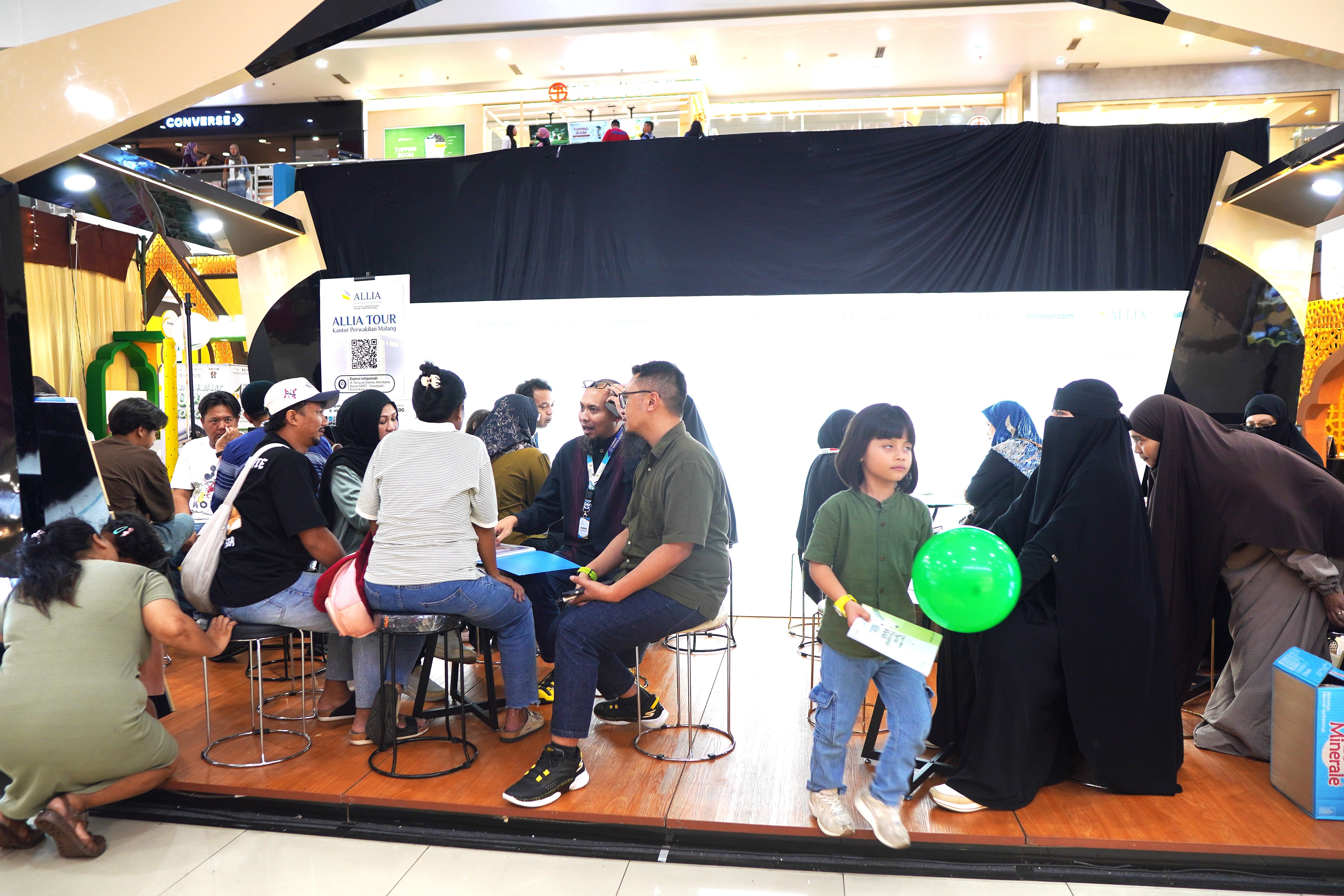 greater-malangs-largest-hajj-umrah-expo-2026-officially-closes-with-historic-idr-322-billion-in-transactions